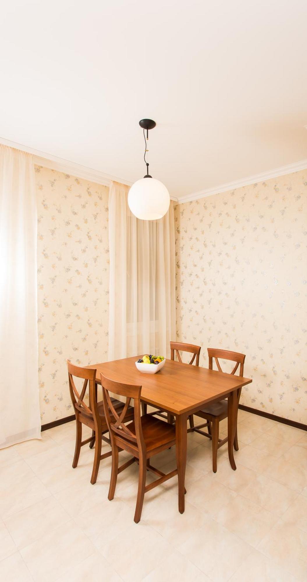 Apartament Hotel by Derenivska Kupil Nizjnij Solotvyno Rom bilde
