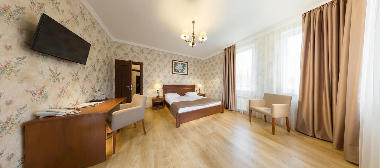 Apartament Hotel by Derenivska Kupil Nizjnij Solotvyno Rom bilde